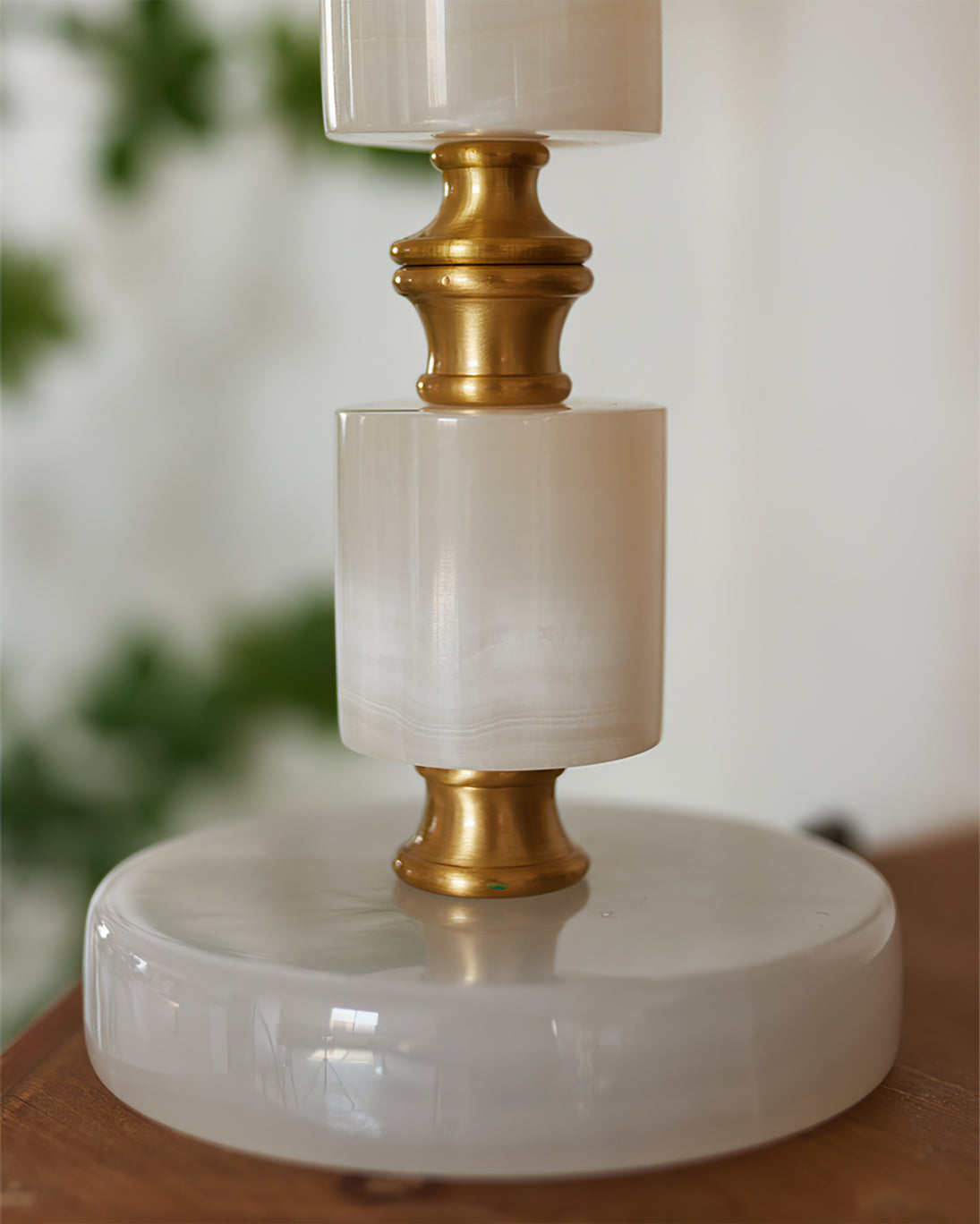 VANDERBILT RUSTIC WOODEN TABLE LANTERN