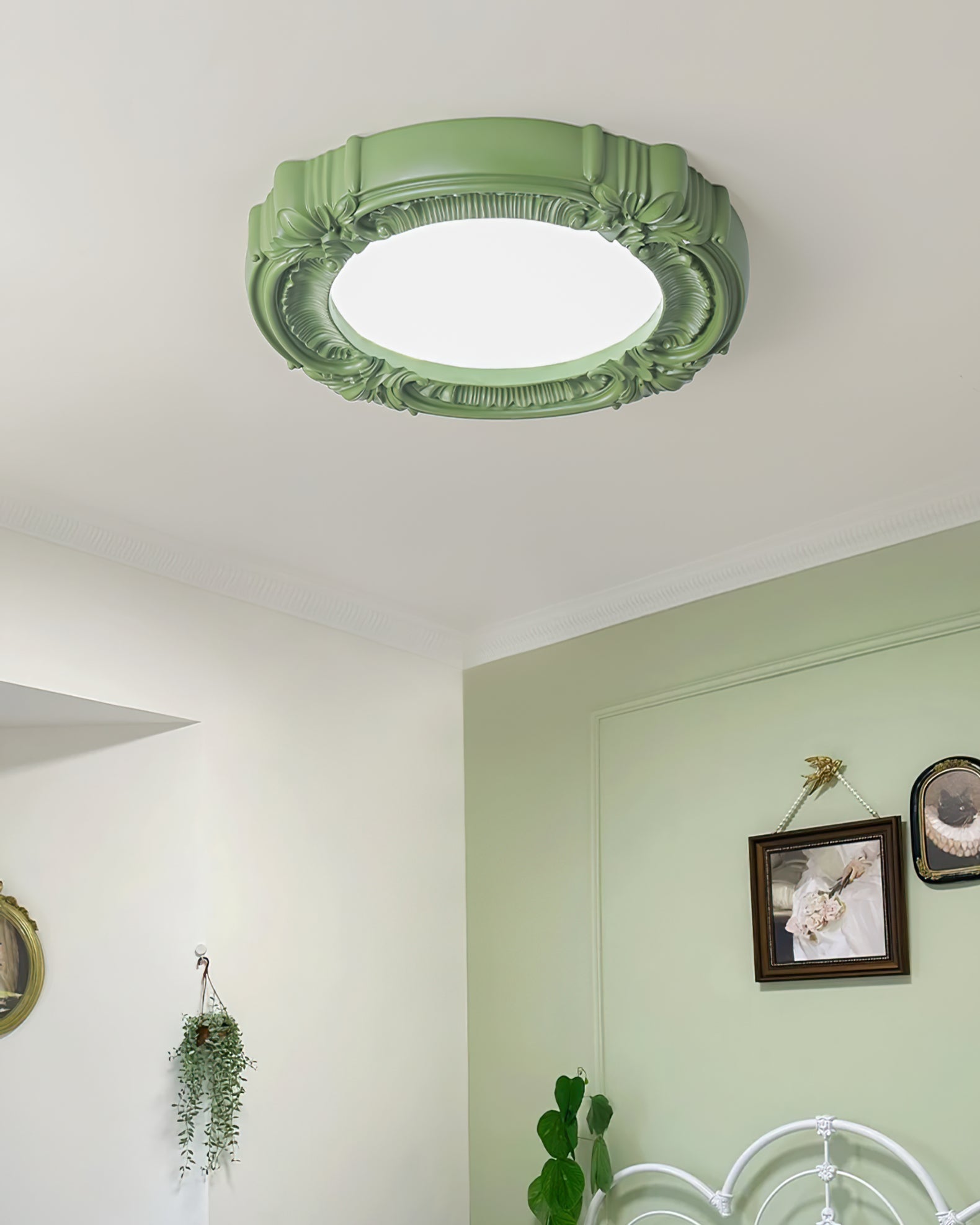 WINDSOR VINTAGE HANGING LANTERN
