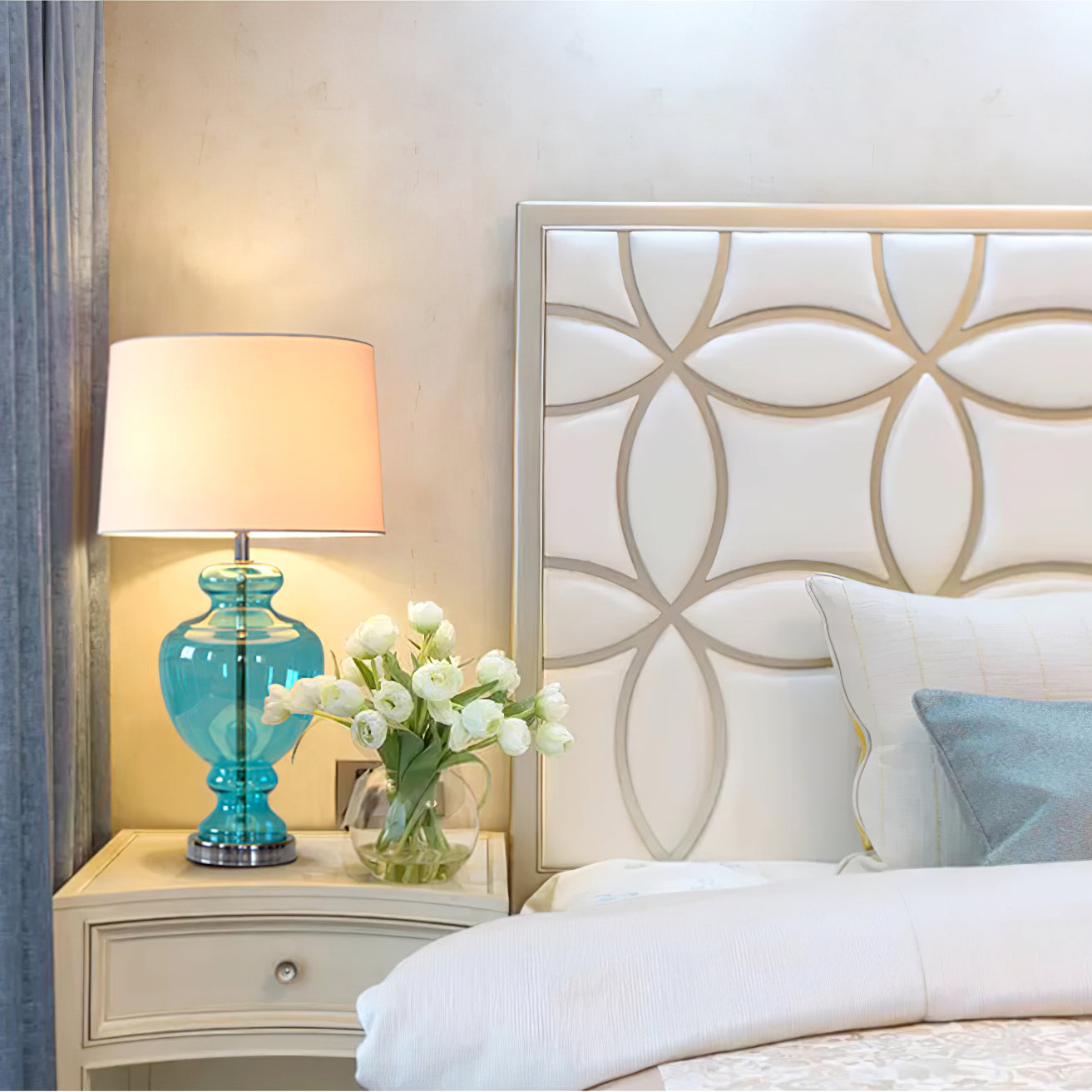 CASPIAN DUNE HORIZON TABLE LAMP