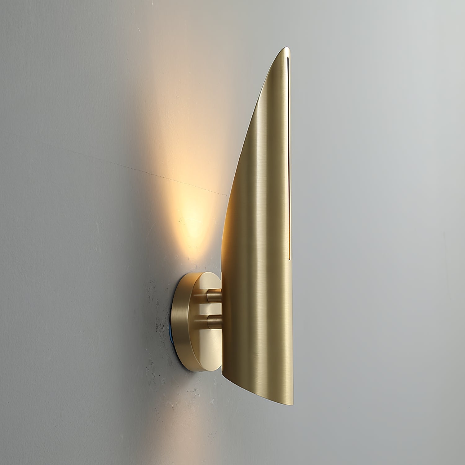 RAVENWOOD VINTAGE BRONZE WALL SCONCE