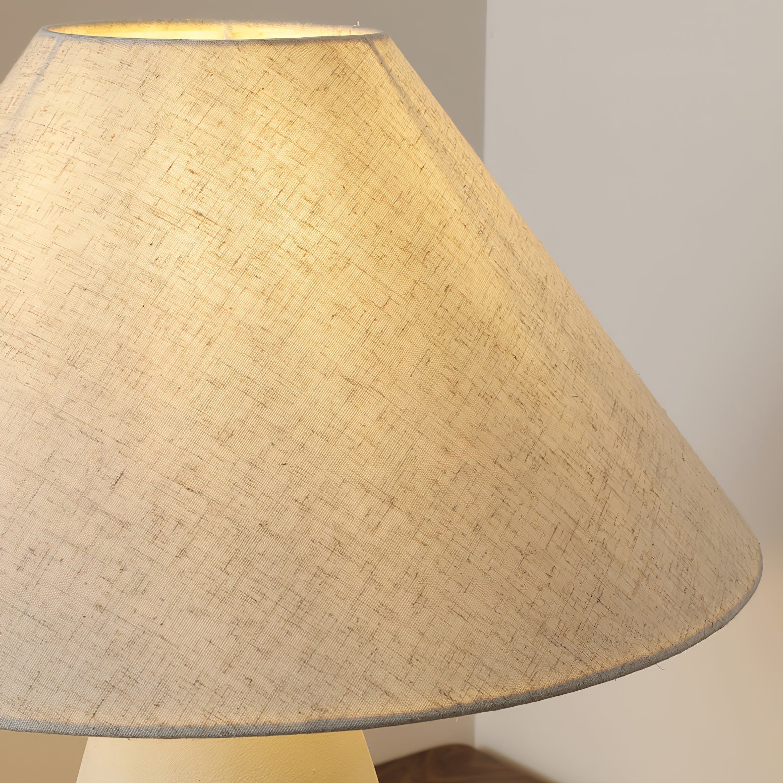 CHARING CROSS PORCELAIN ILLUMINATOR