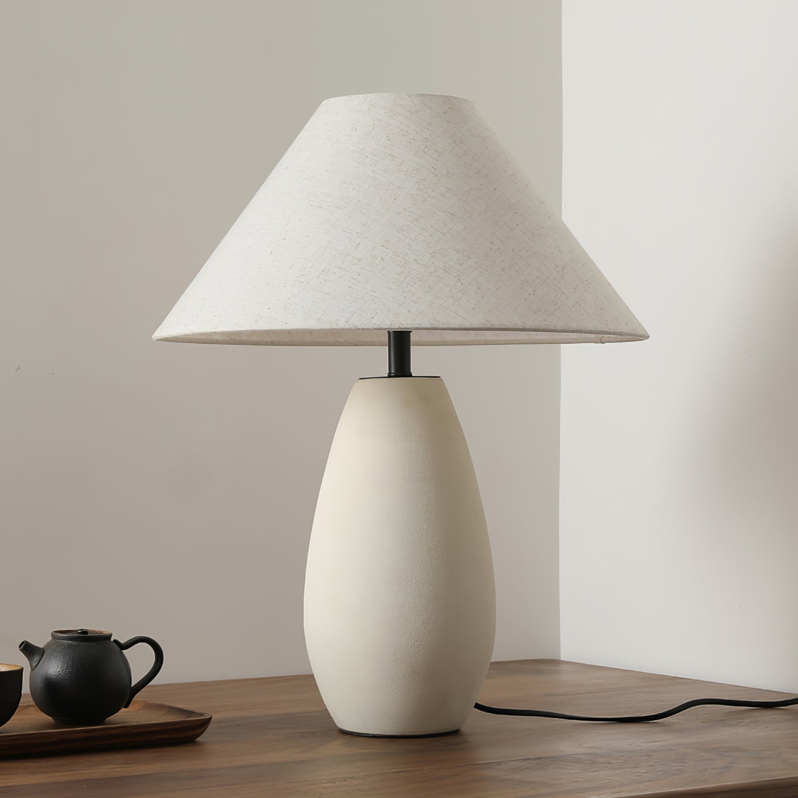 CHARING CROSS PORCELAIN ILLUMINATOR