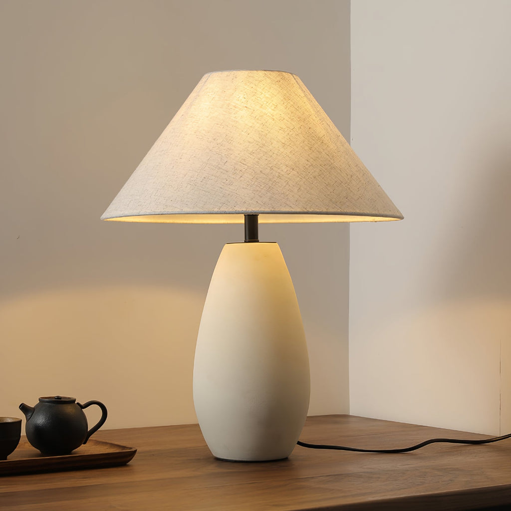 CHARING CROSS PORCELAIN ILLUMINATOR