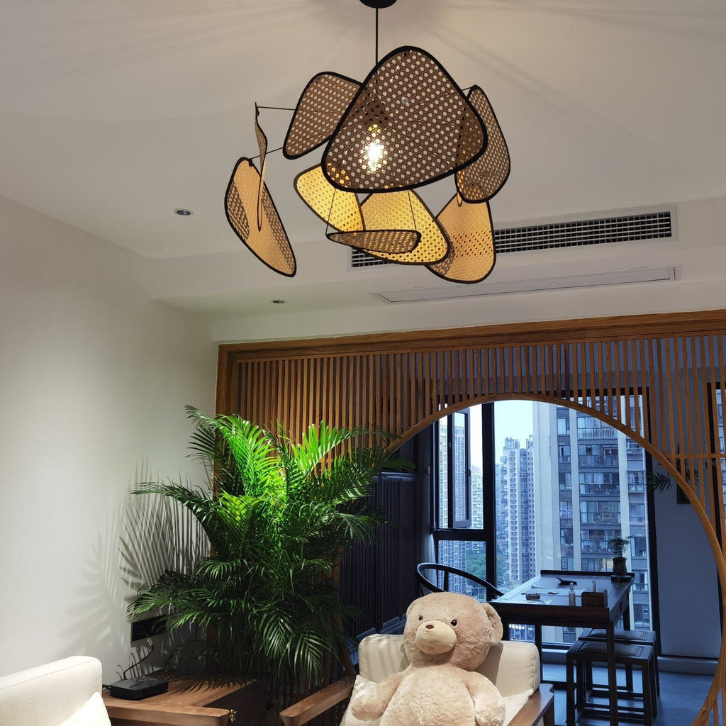 RAVENSCROFT WOVEN LANTERN PENDANT