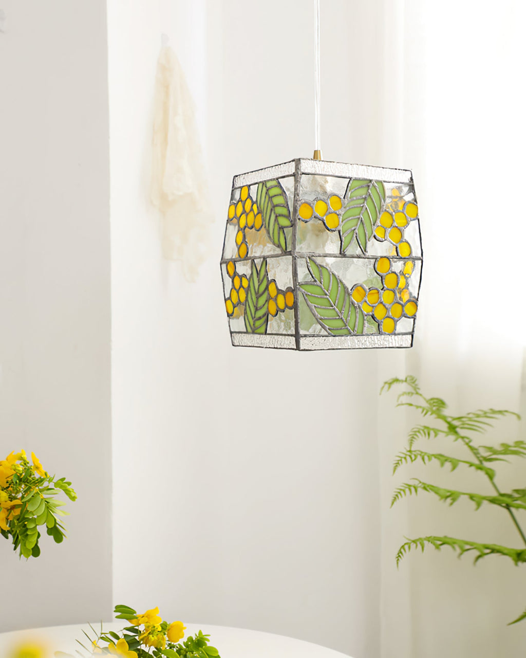 ELDRIDGE FIBROUS SPHERE HANGING LIGHT