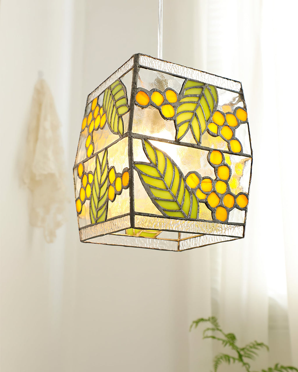 ELDRIDGE FIBROUS SPHERE HANGING LIGHT