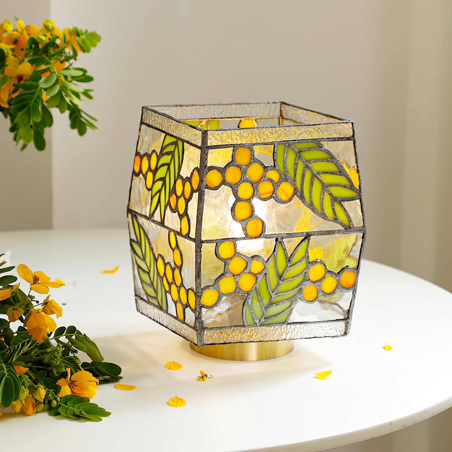 FENWICK BOTANICAL INSPIRATION TABLE LAMP