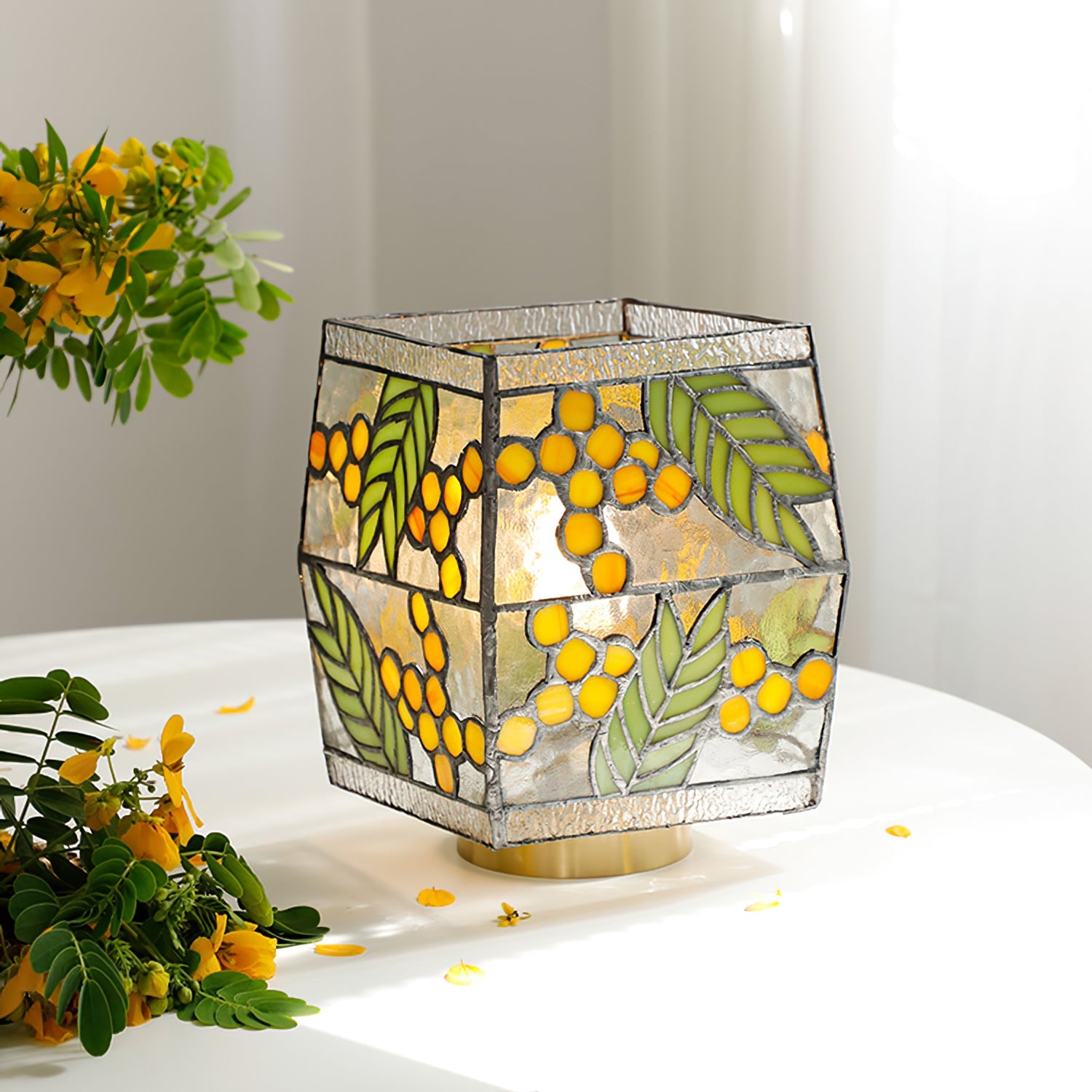 FENWICK BOTANICAL INSPIRATION TABLE LAMP