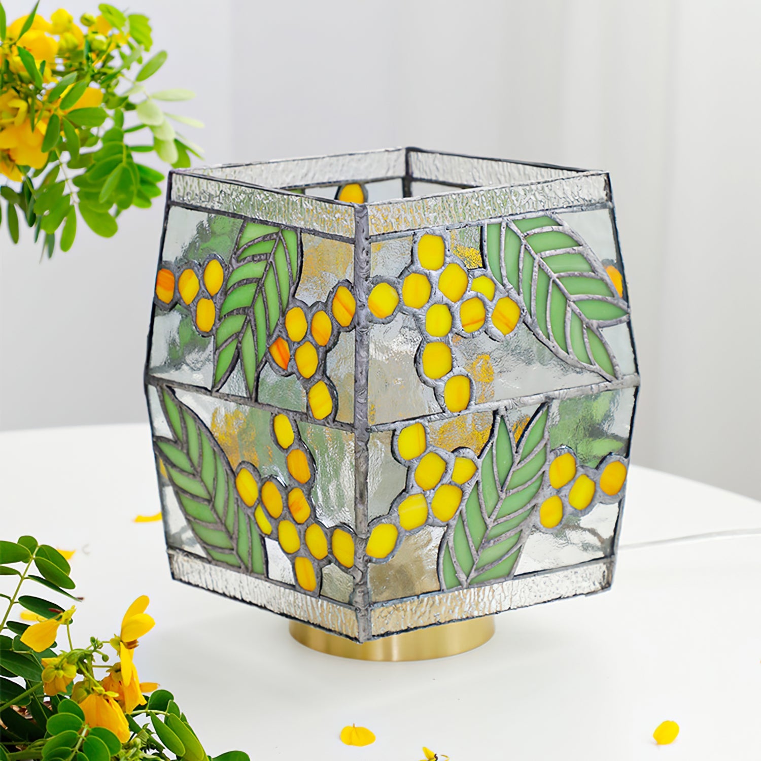 FENWICK BOTANICAL INSPIRATION TABLE LAMP