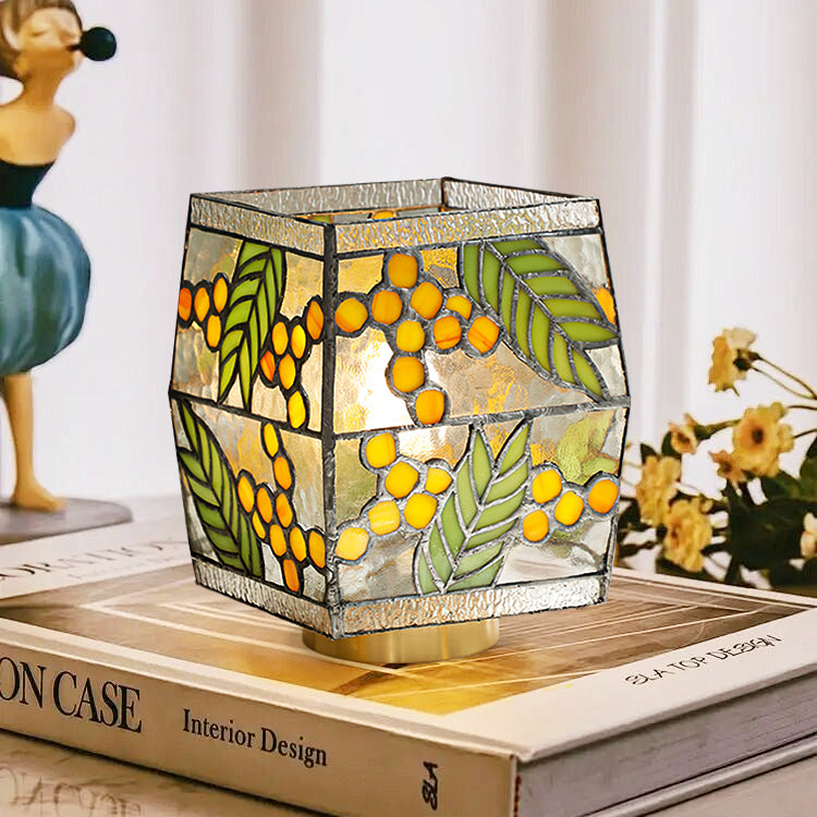 FENWICK BOTANICAL INSPIRATION TABLE LAMP