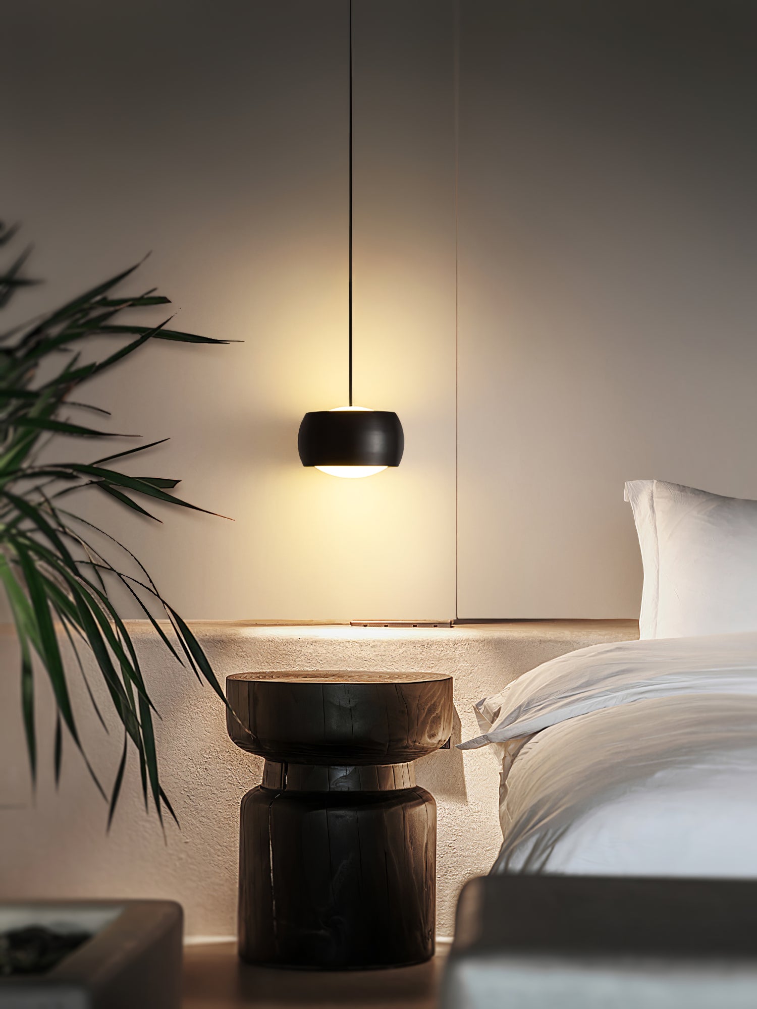 RAVENSCROFT ILLUMINATION HANGING LANTERN