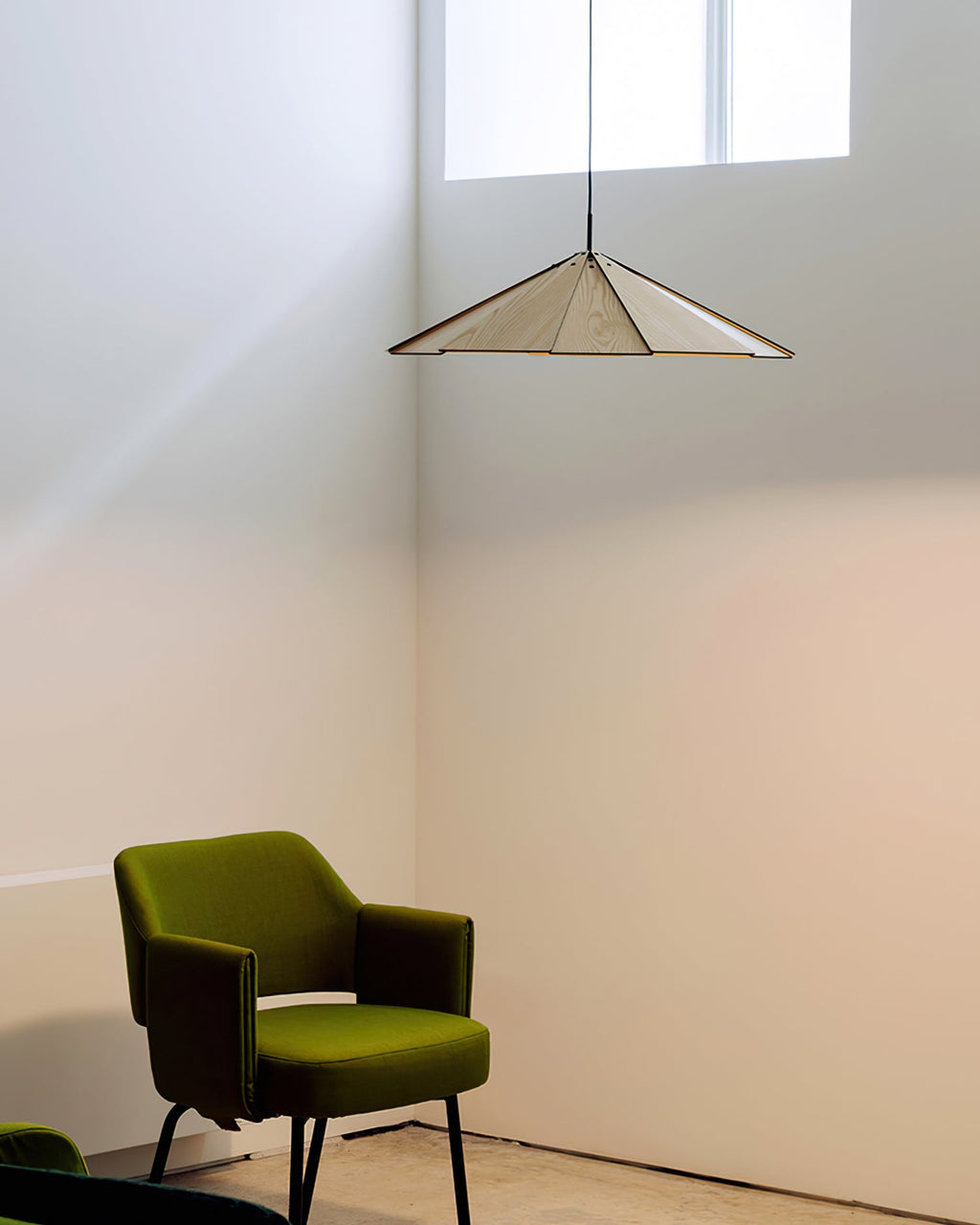 FENWICK PETAL HANGING LANTERN