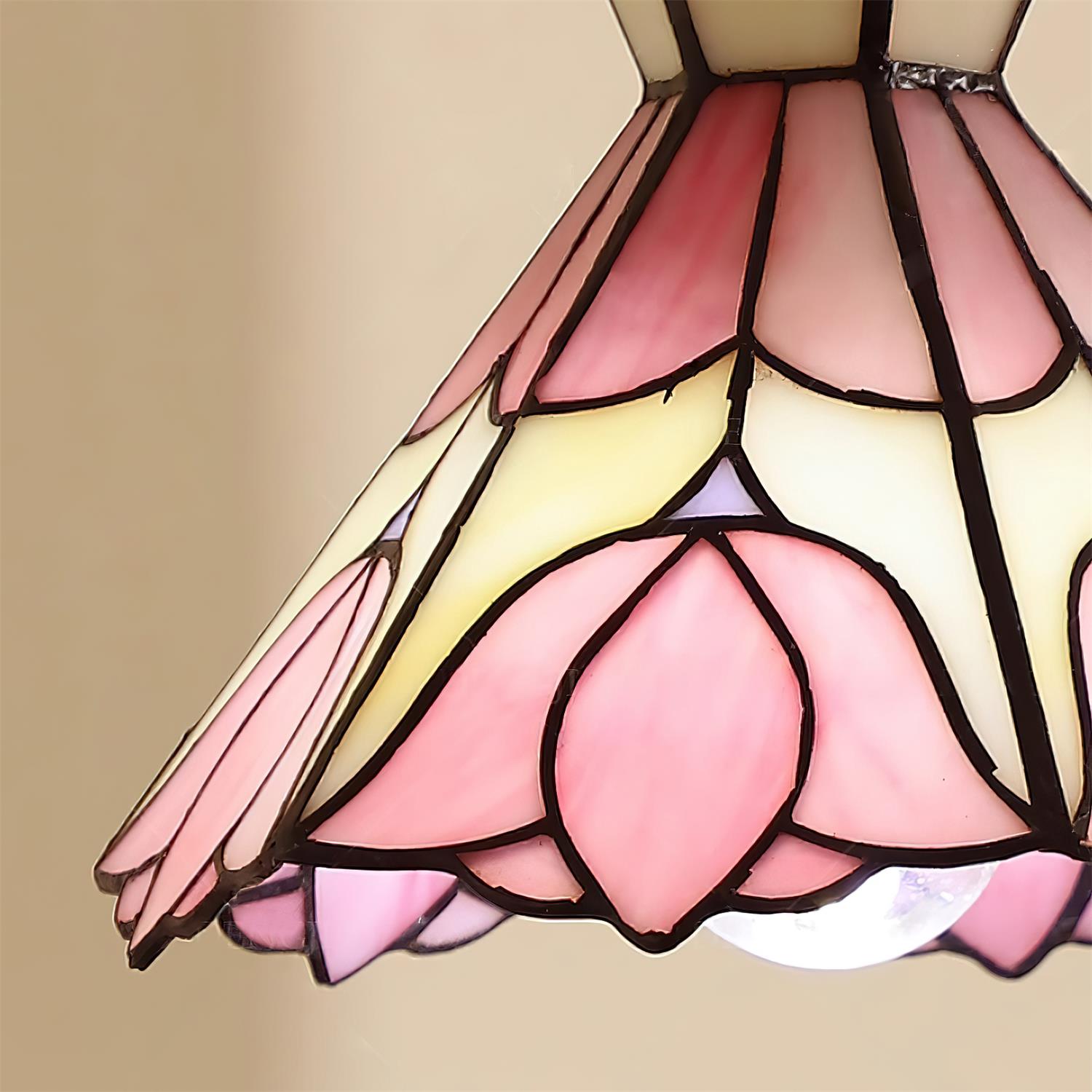 WINTHORPE ARTISAN GLASS PENDANT LIGHT