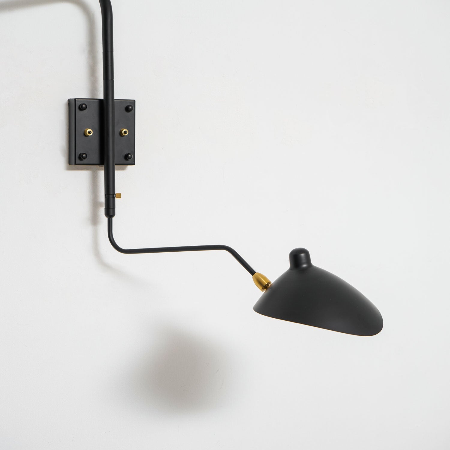 RAVENWOOD MID-CENTURY WALL SCONCE