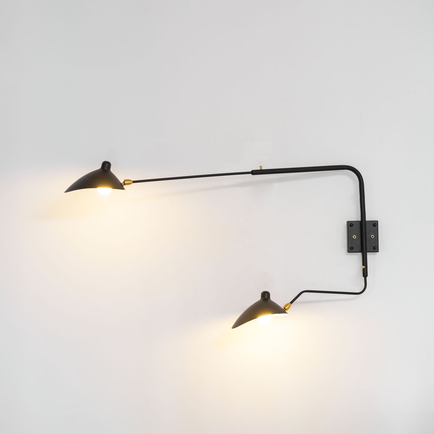 RAVENWOOD MID-CENTURY WALL SCONCE