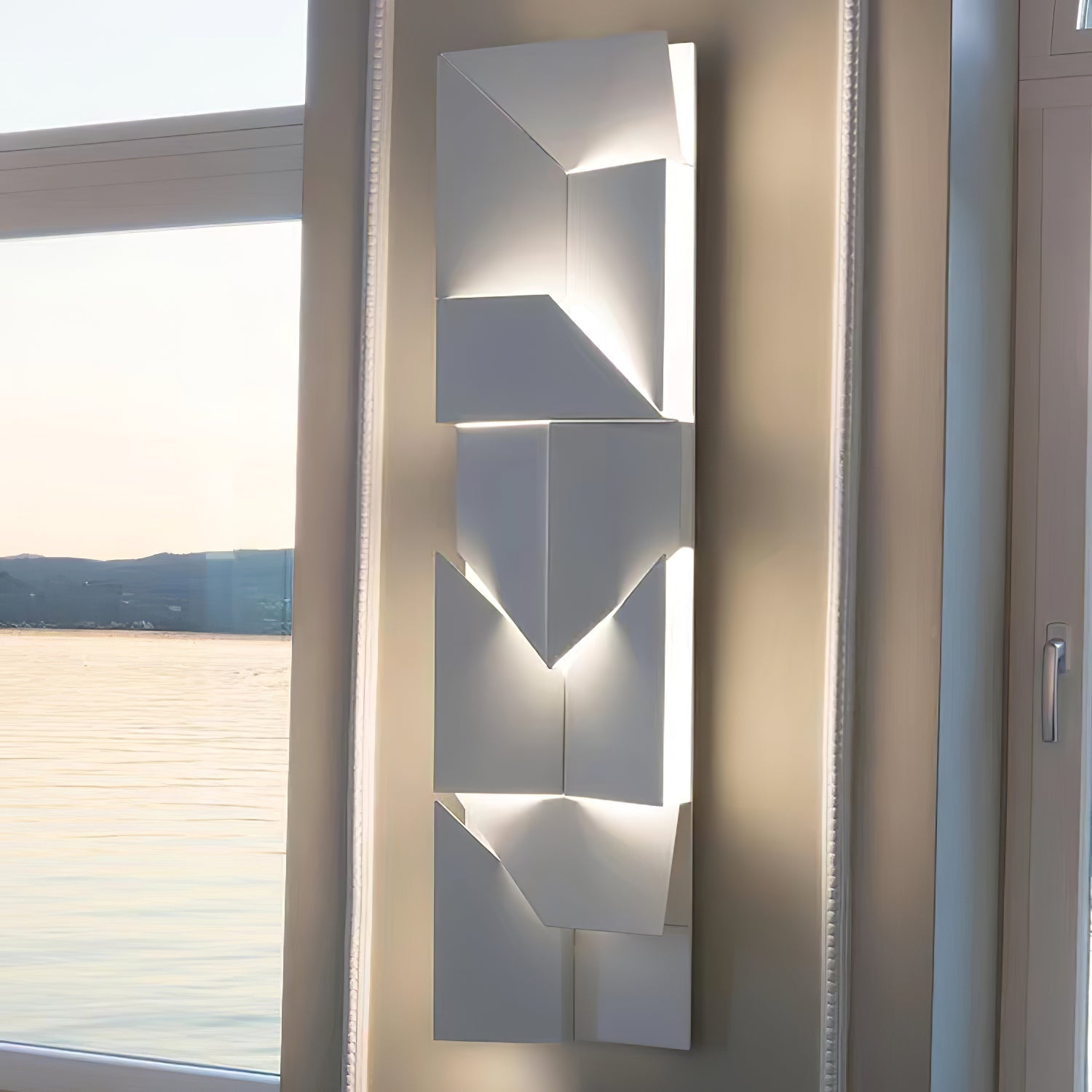 RAVENHURST MURMUR WALL SCONCE