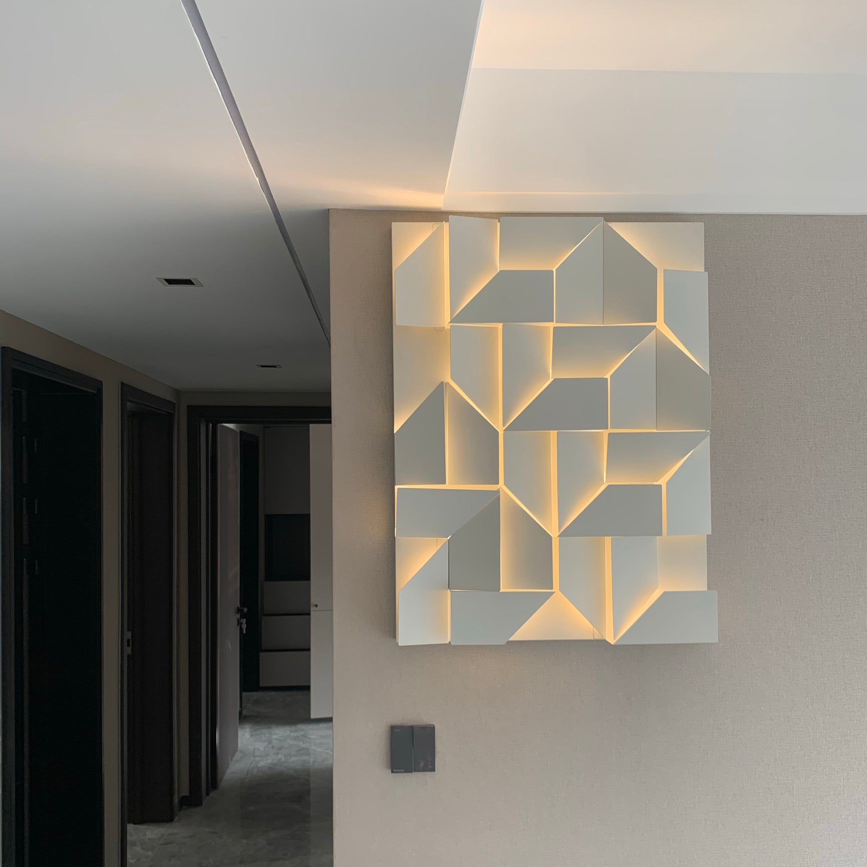 RAVENHURST MURMUR WALL SCONCE