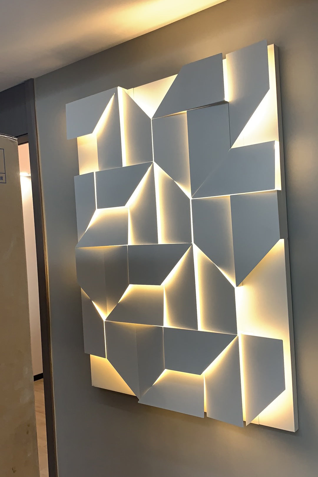 RAVENHURST MURMUR WALL SCONCE