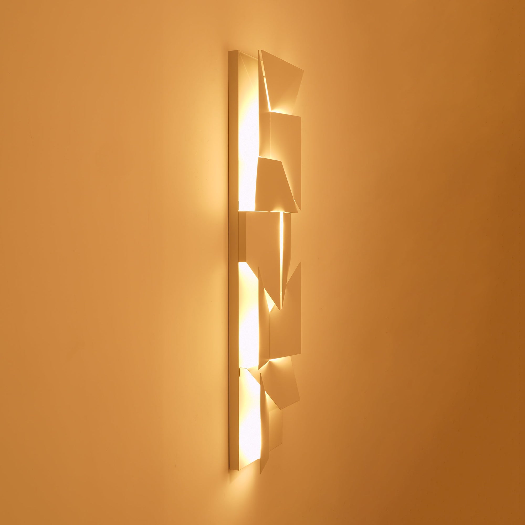 RAVENHURST MURMUR WALL SCONCE