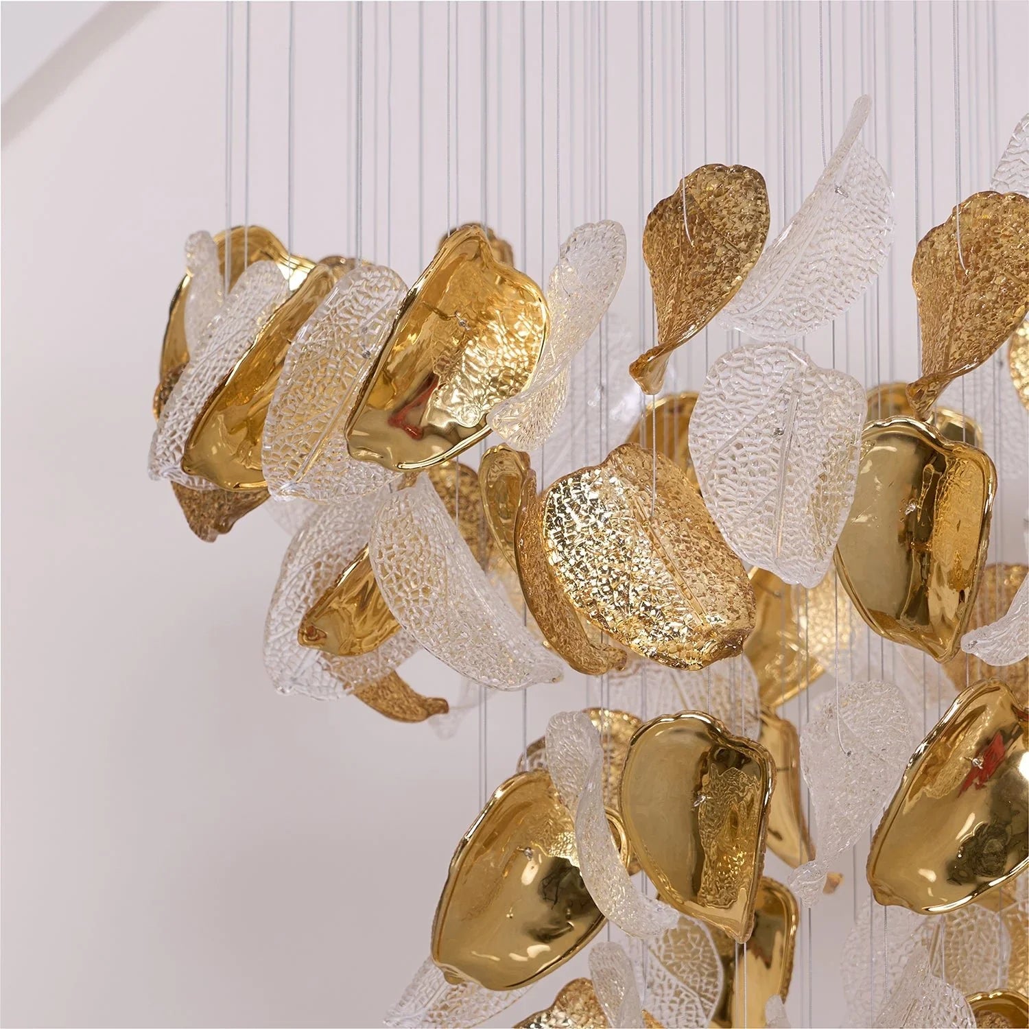 FROSTED FOLIAGE LUMINAIRE