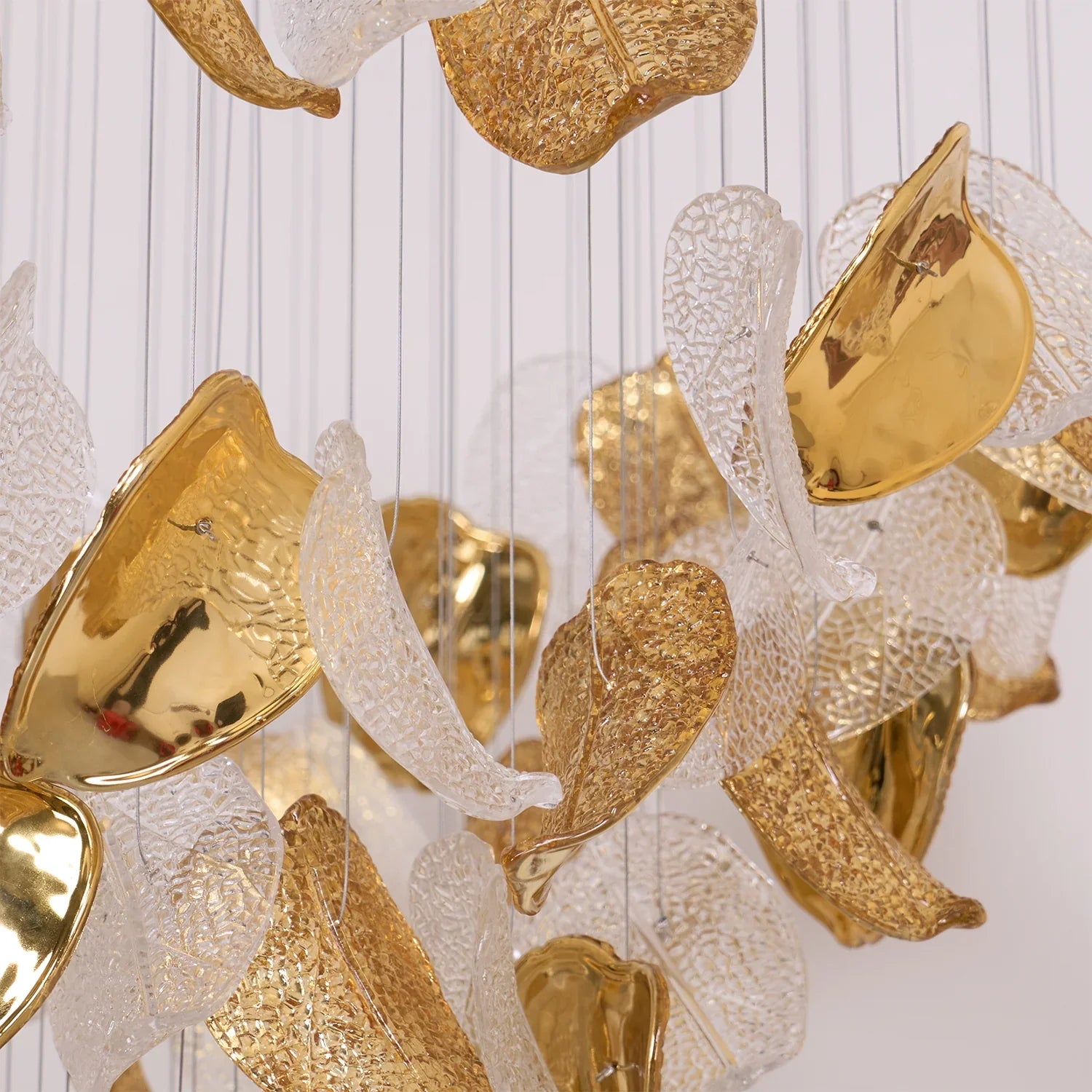 FROSTED FOLIAGE LUMINAIRE