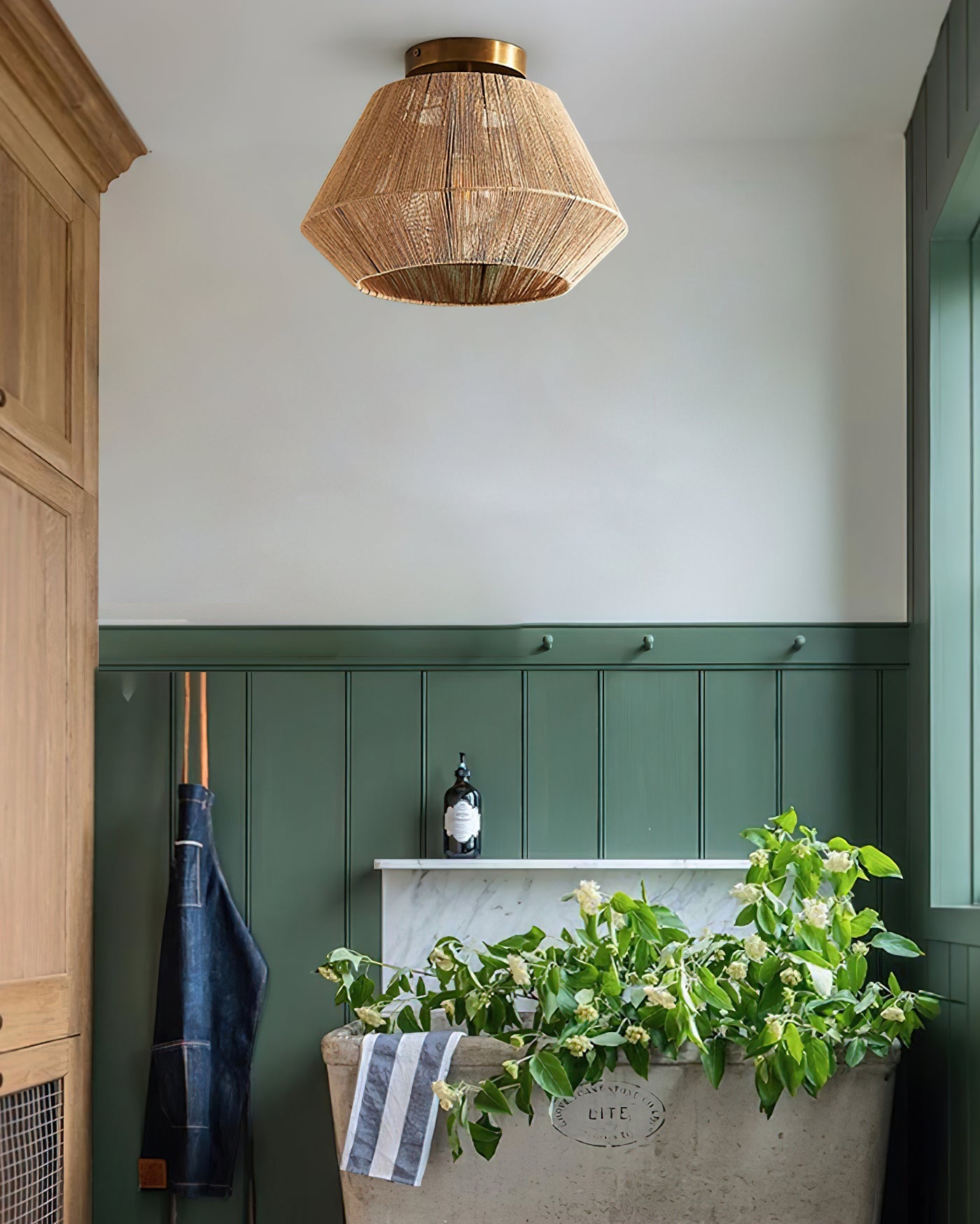 Ravenswood Vintage Lantern Pendant