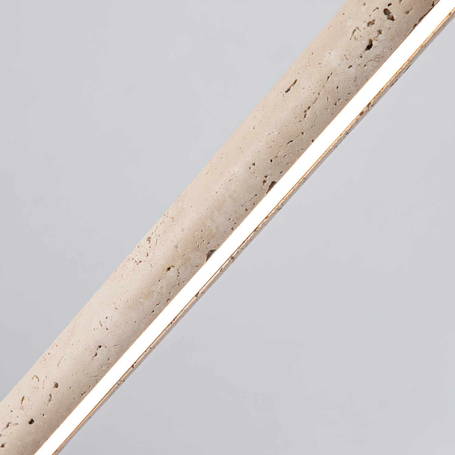 CHARLESTON TRAVERTINE LUMINARY