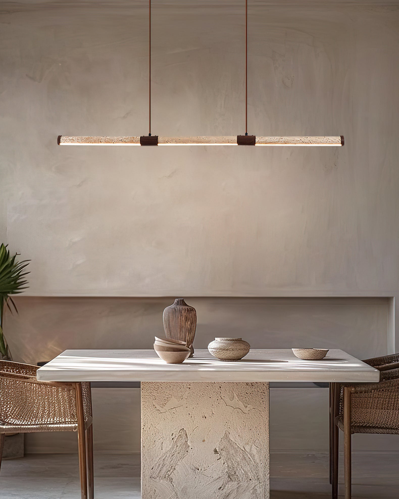 CHARLESTON TRAVERTINE LUMINARY