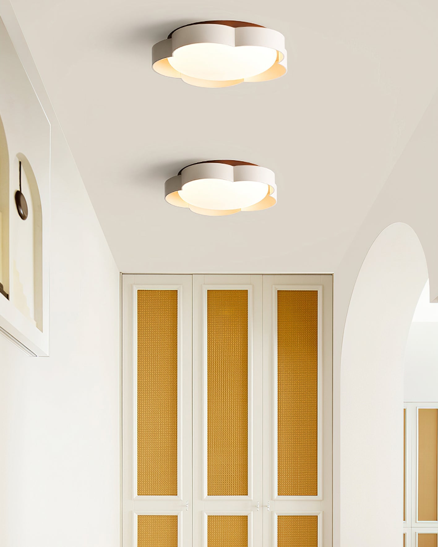 RAVENHURST FROSTED GLASS CEILING ILLUMINATOR