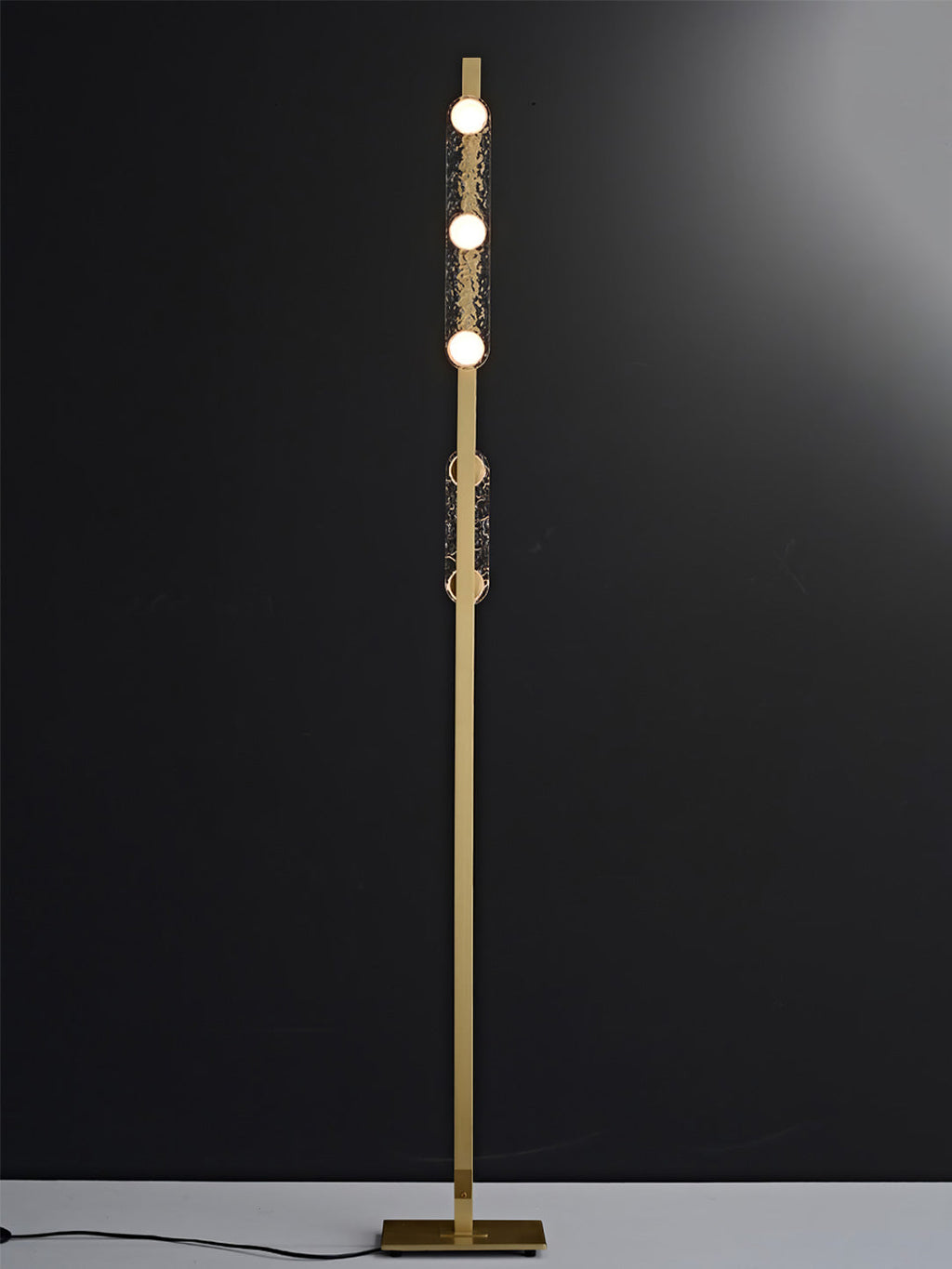 Fitzwilliam Majestic Arc Floor Illumination