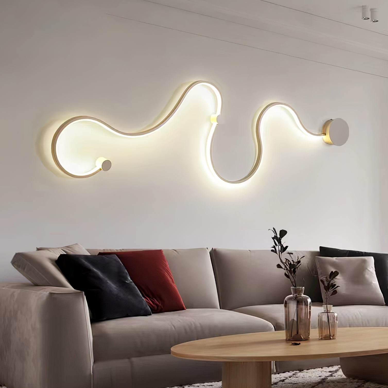 VIVIENNE SERPENTINE WALL SCONCE