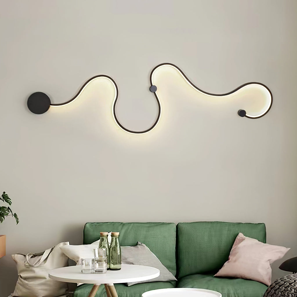 VIVIENNE SERPENTINE WALL SCONCE