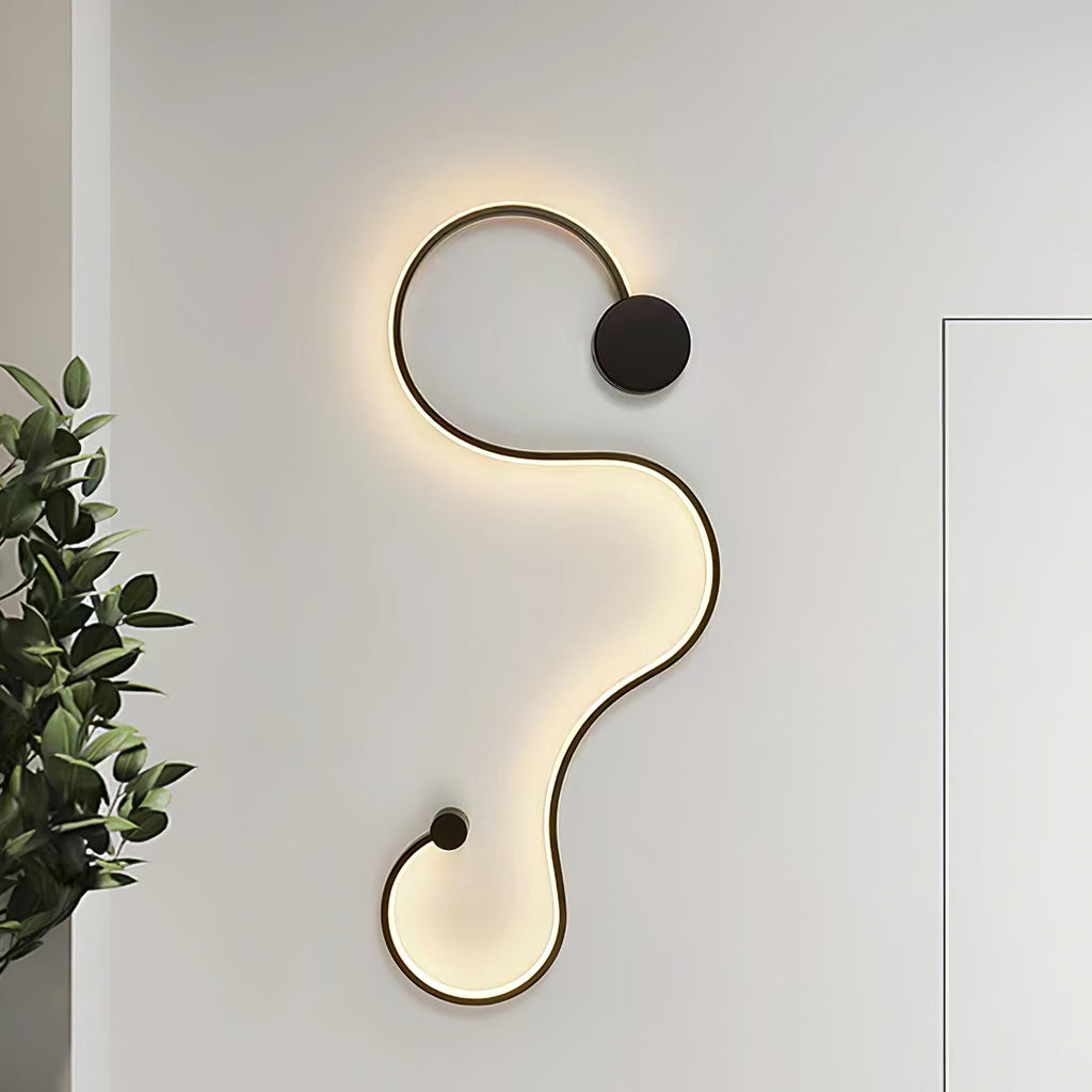 VIVIENNE SERPENTINE WALL SCONCE