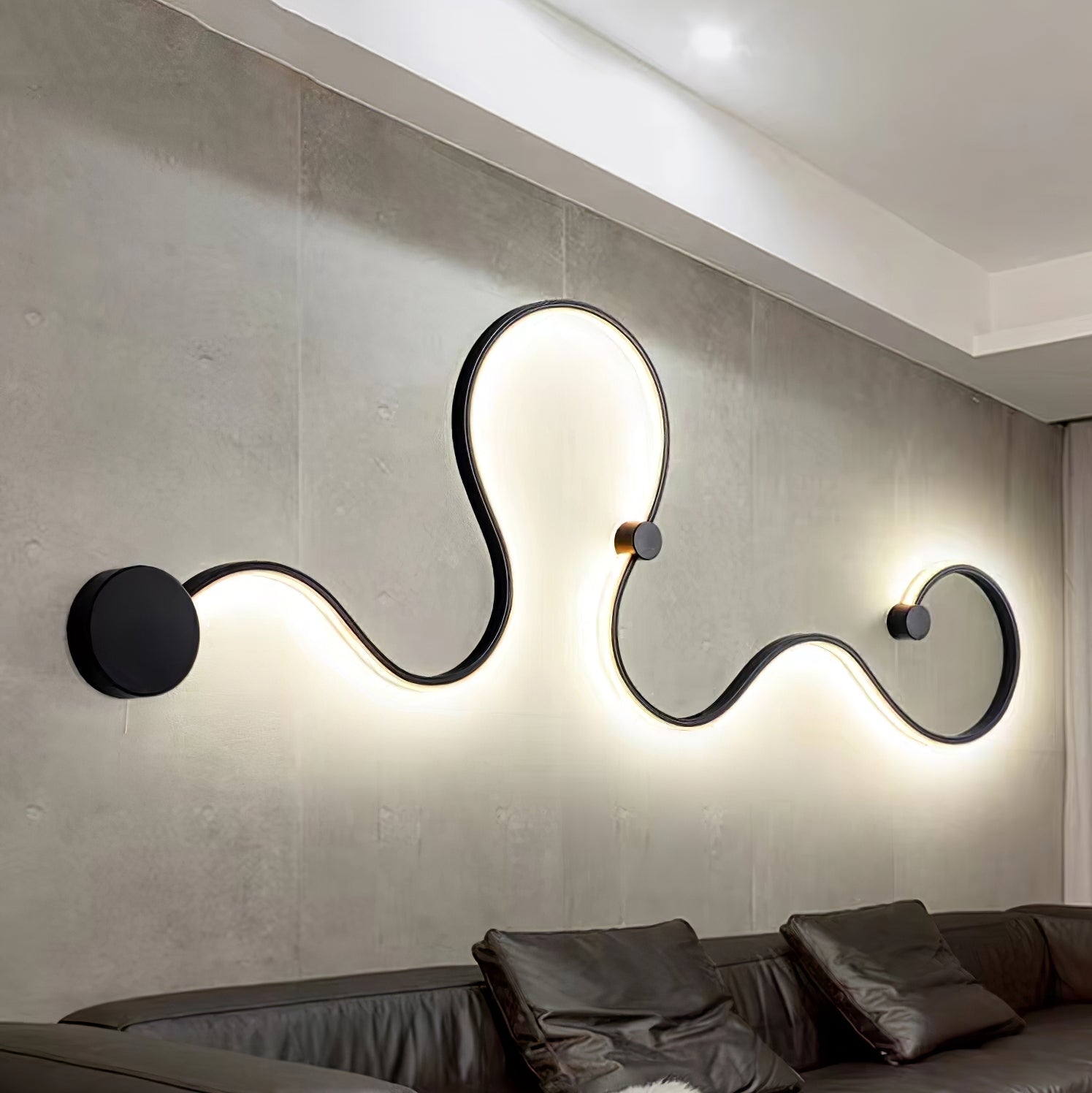 VIVIENNE SERPENTINE WALL SCONCE