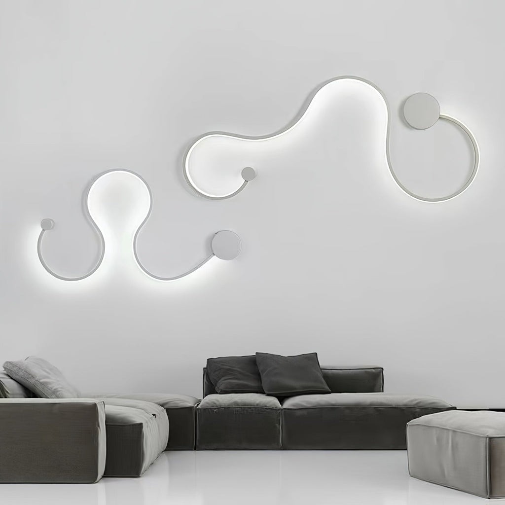 VIVIENNE SERPENTINE WALL SCONCE
