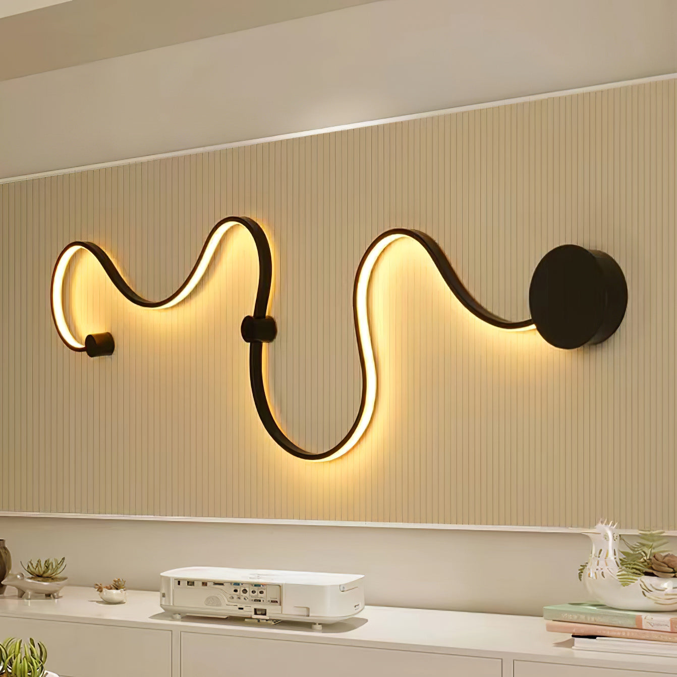 VIVIENNE SERPENTINE WALL SCONCE