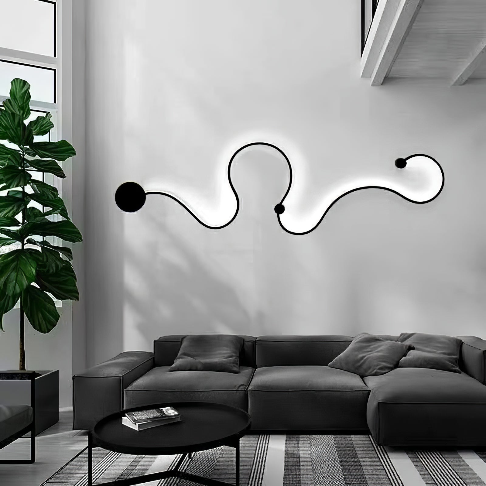 VIVIENNE SERPENTINE WALL SCONCE