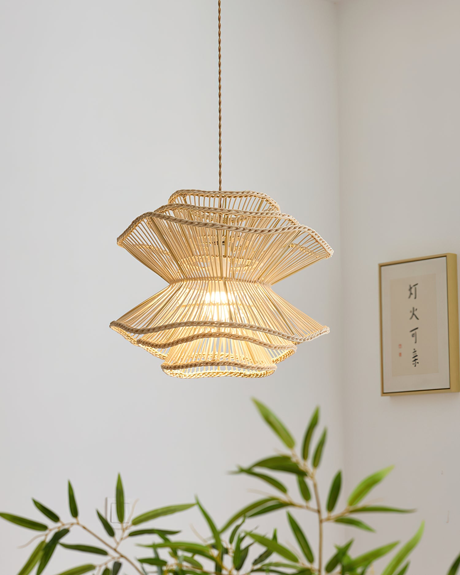 RAVENSCROFT LUMINAIRE HANGING LIGHT
