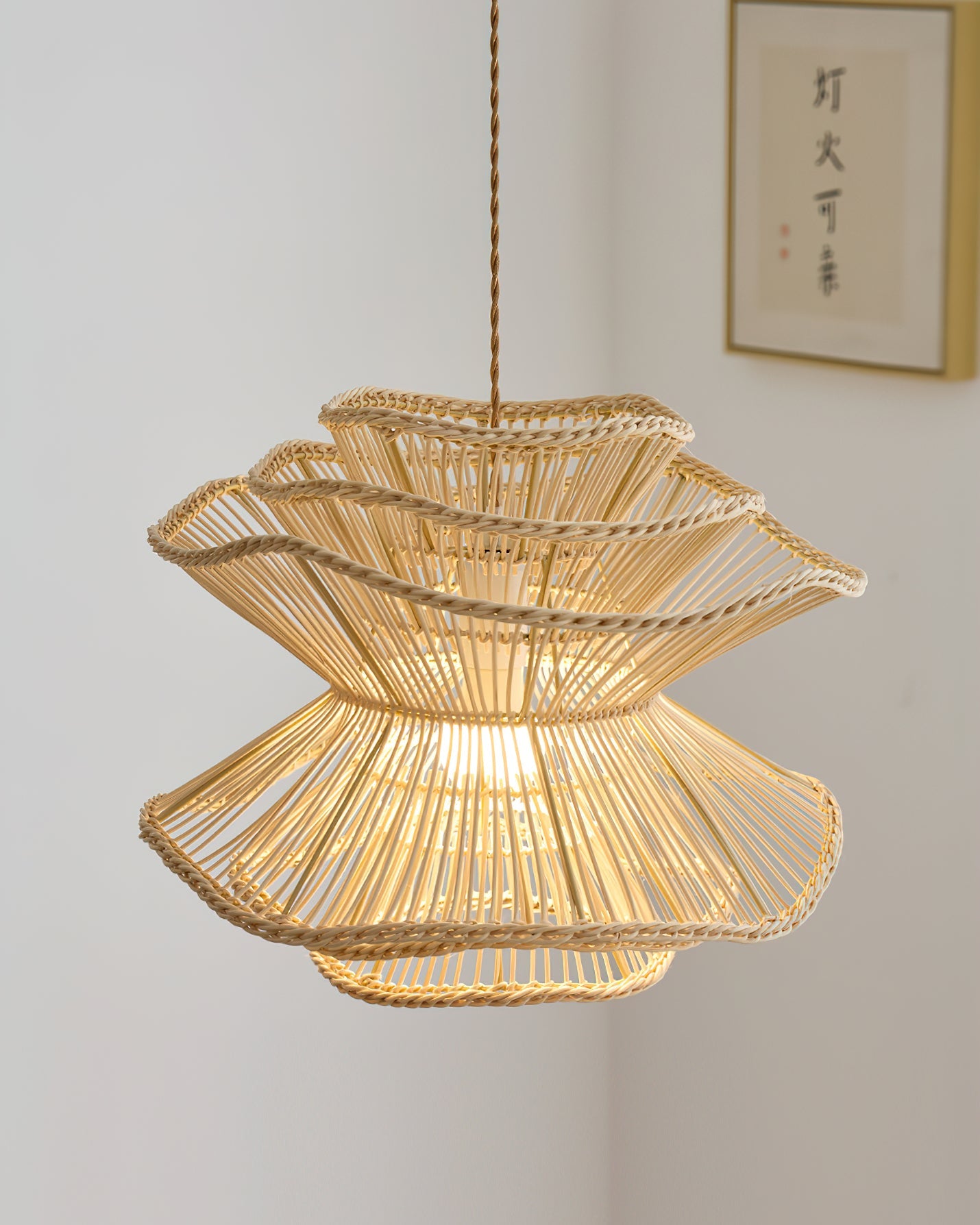 RAVENSCROFT LUMINAIRE HANGING LIGHT