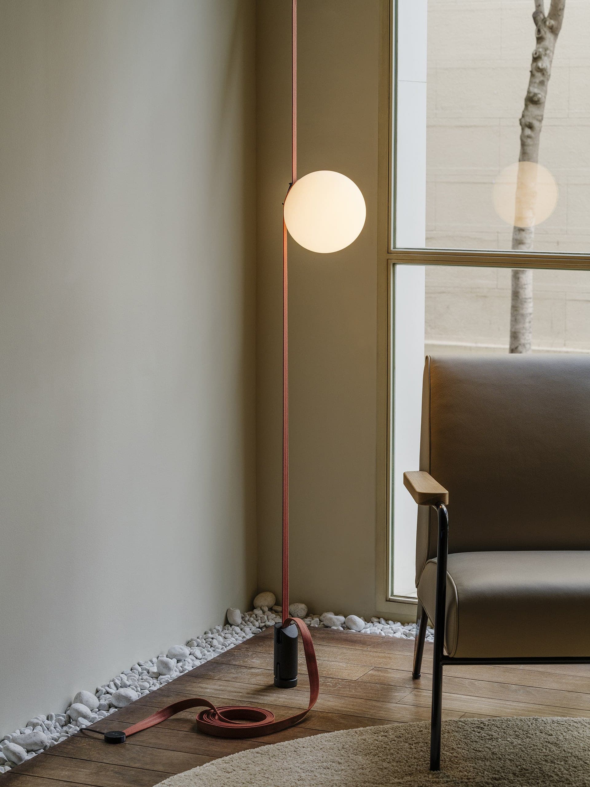 WINTHORPE VINTAGE METAL PENDANT LIGHT