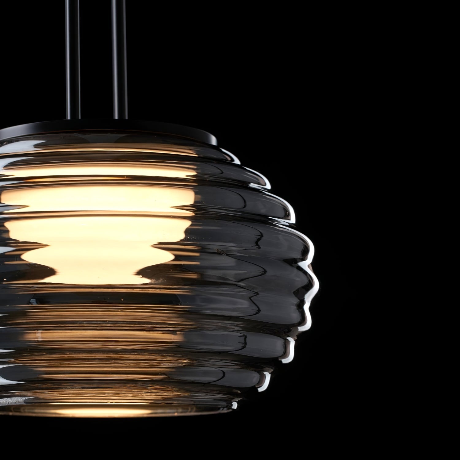 RAVENWOOD GLOBE HANGING LANTERN