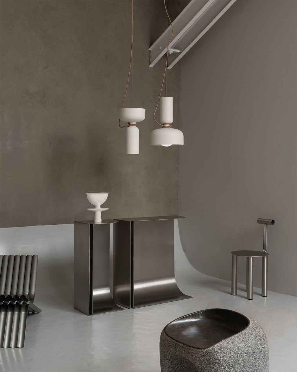 RAVENSHIRE ARTISANAL GLASS HANGING LIGHT