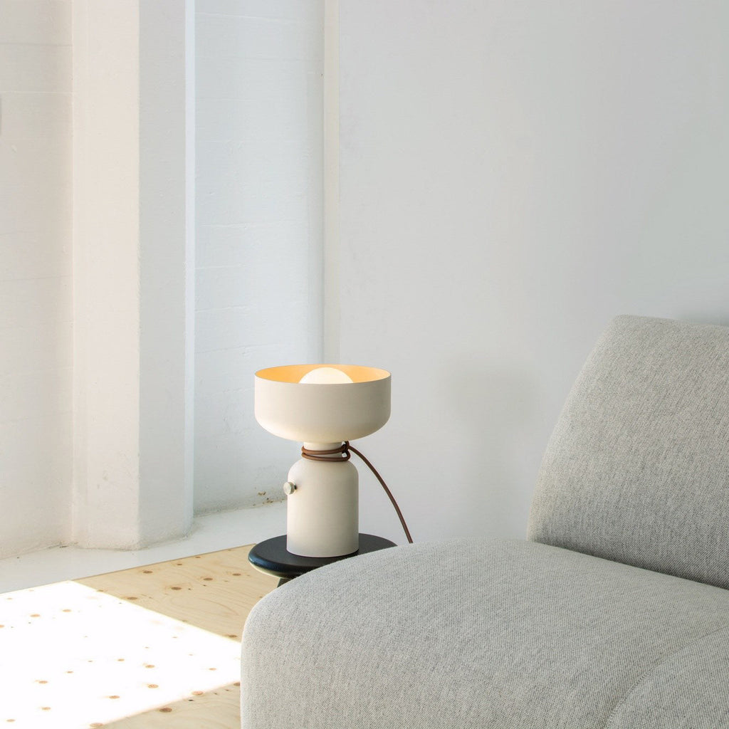 BRAMBLEWOOD ILLUMINATION TABLE LANTERN