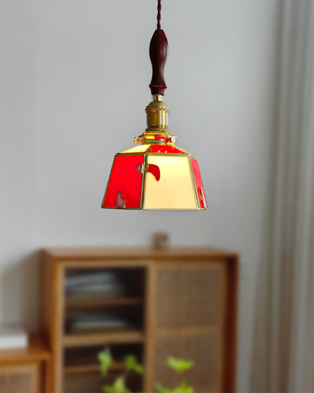 WINCHESTER VITRAIL HANGING LANTERN
