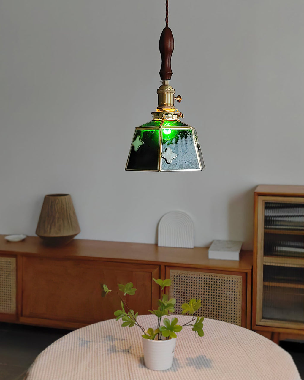 WINCHESTER VITRAIL HANGING LANTERN