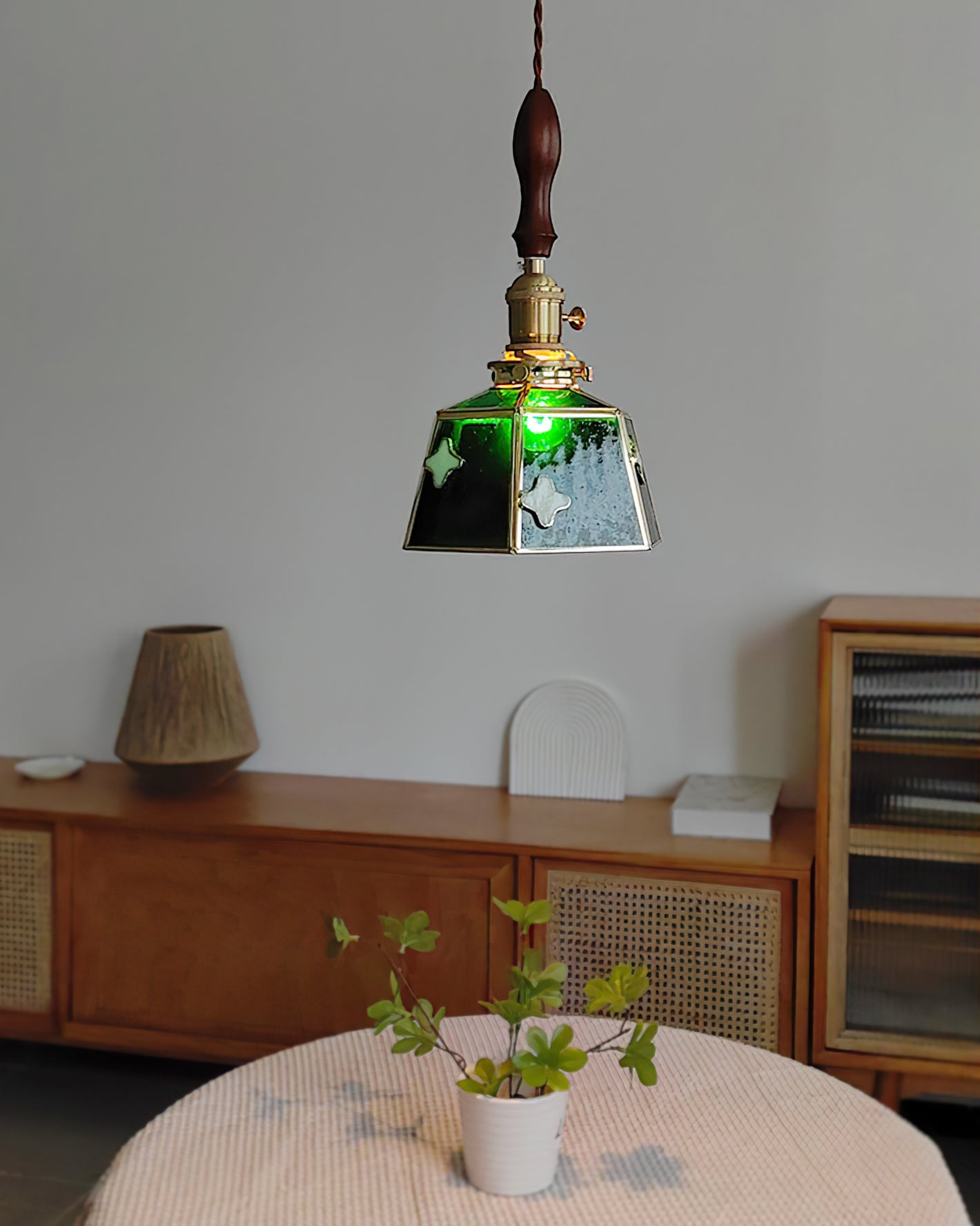 WINCHESTER VITRAIL HANGING LANTERN