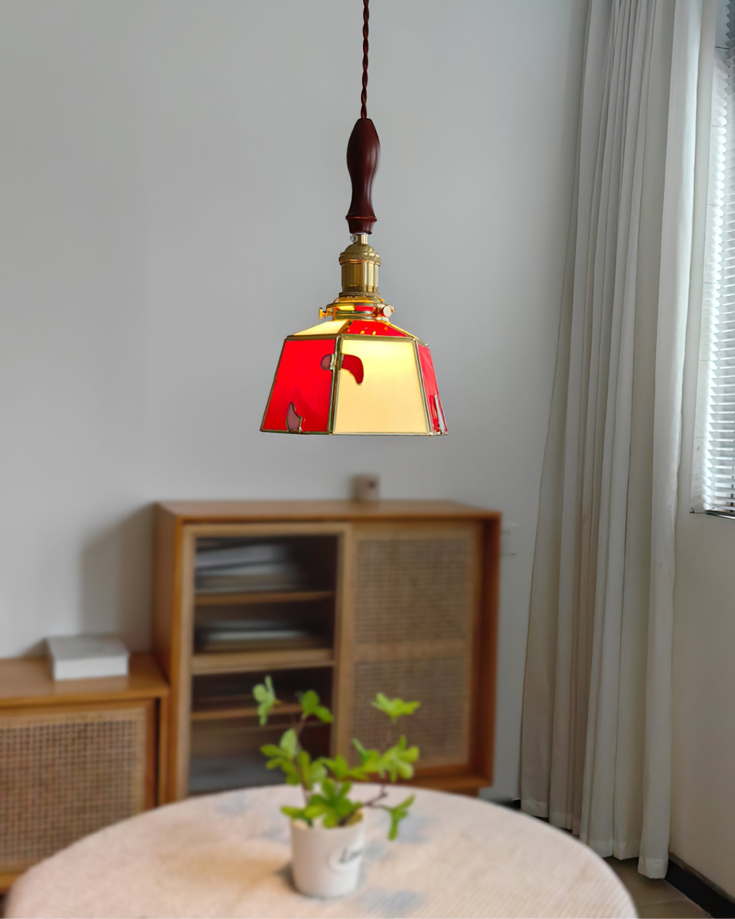 WINCHESTER VITRAIL HANGING LANTERN