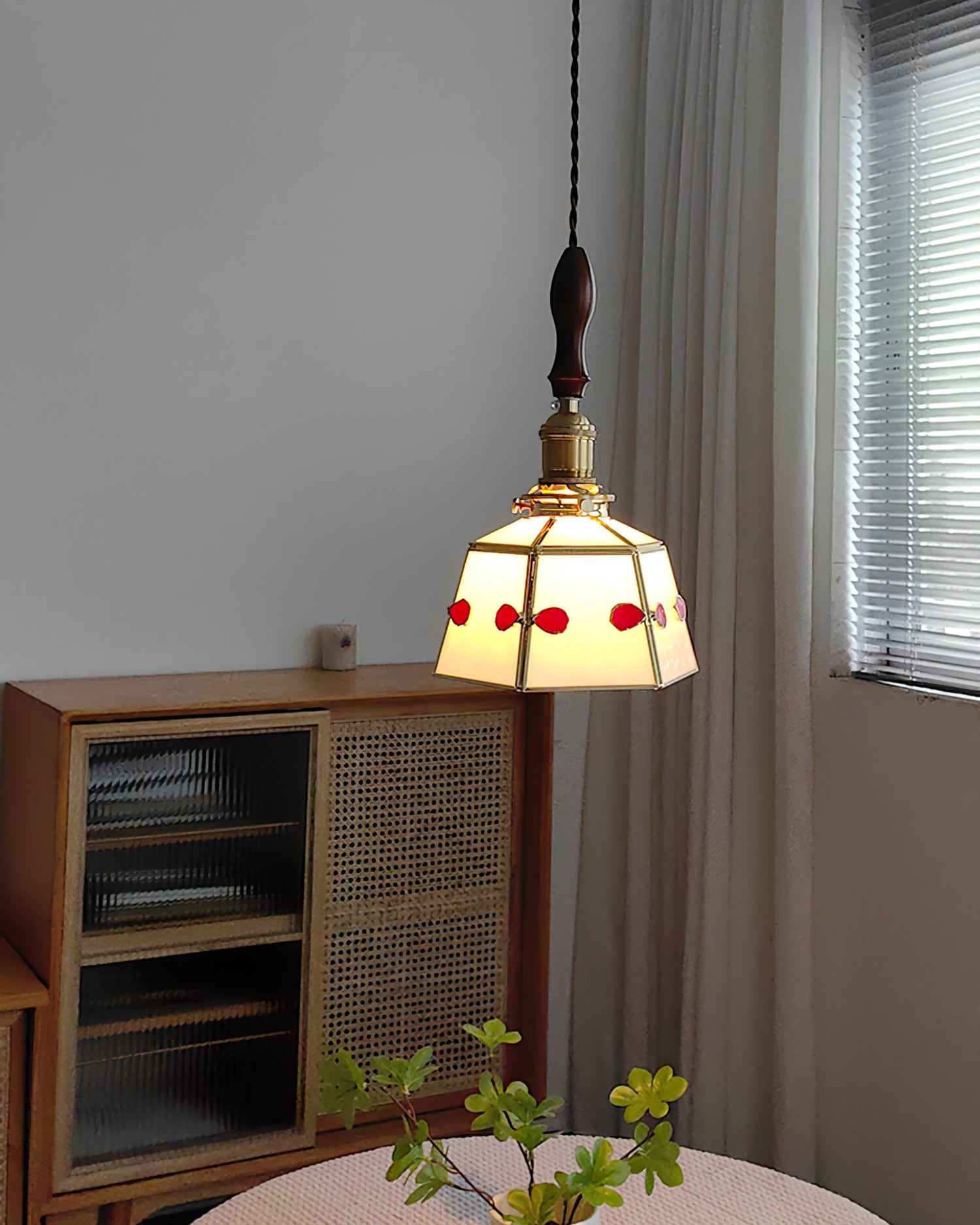 WINCHESTER VITRAIL HANGING LANTERN