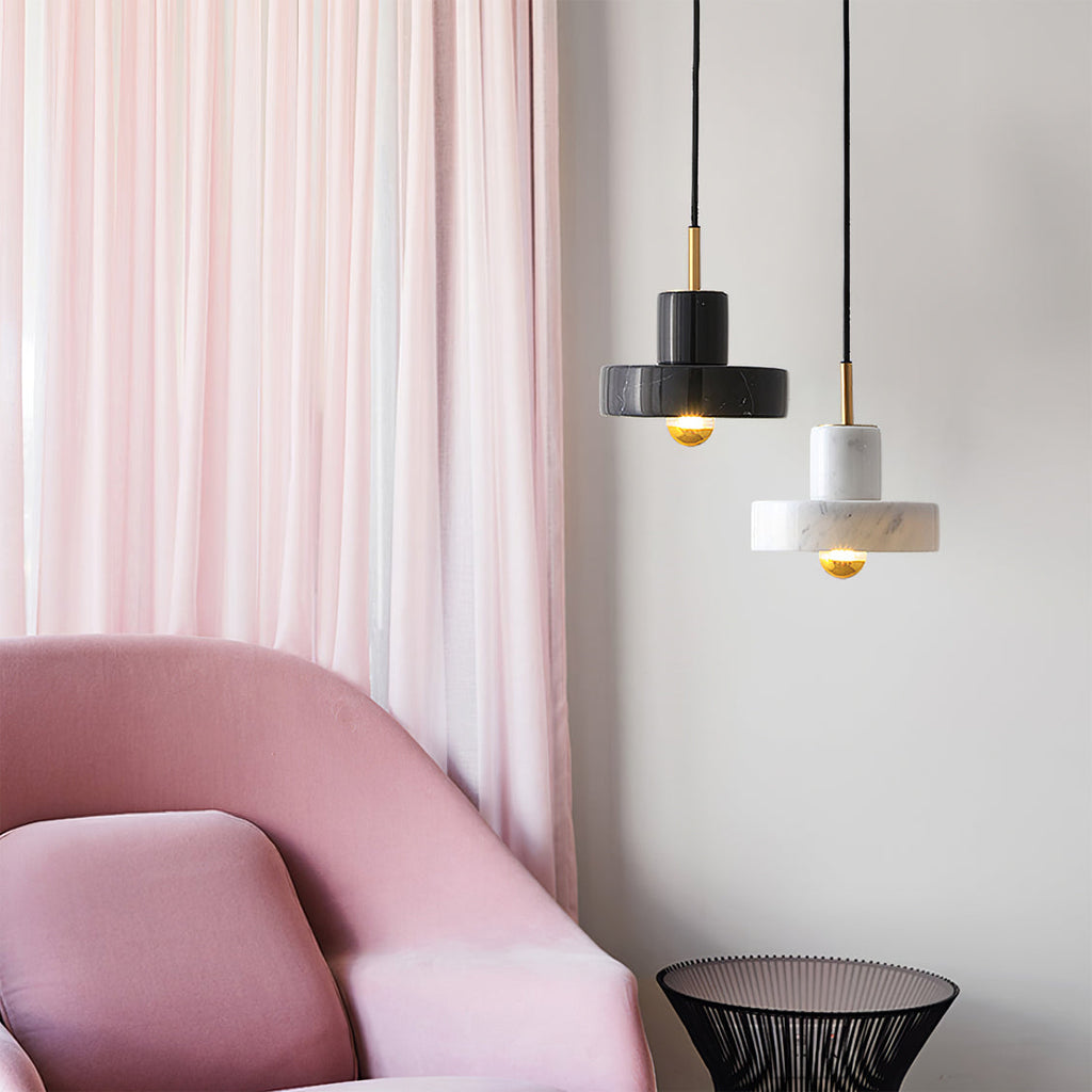 RAVENSTONE HANGING LIGHT COVEN