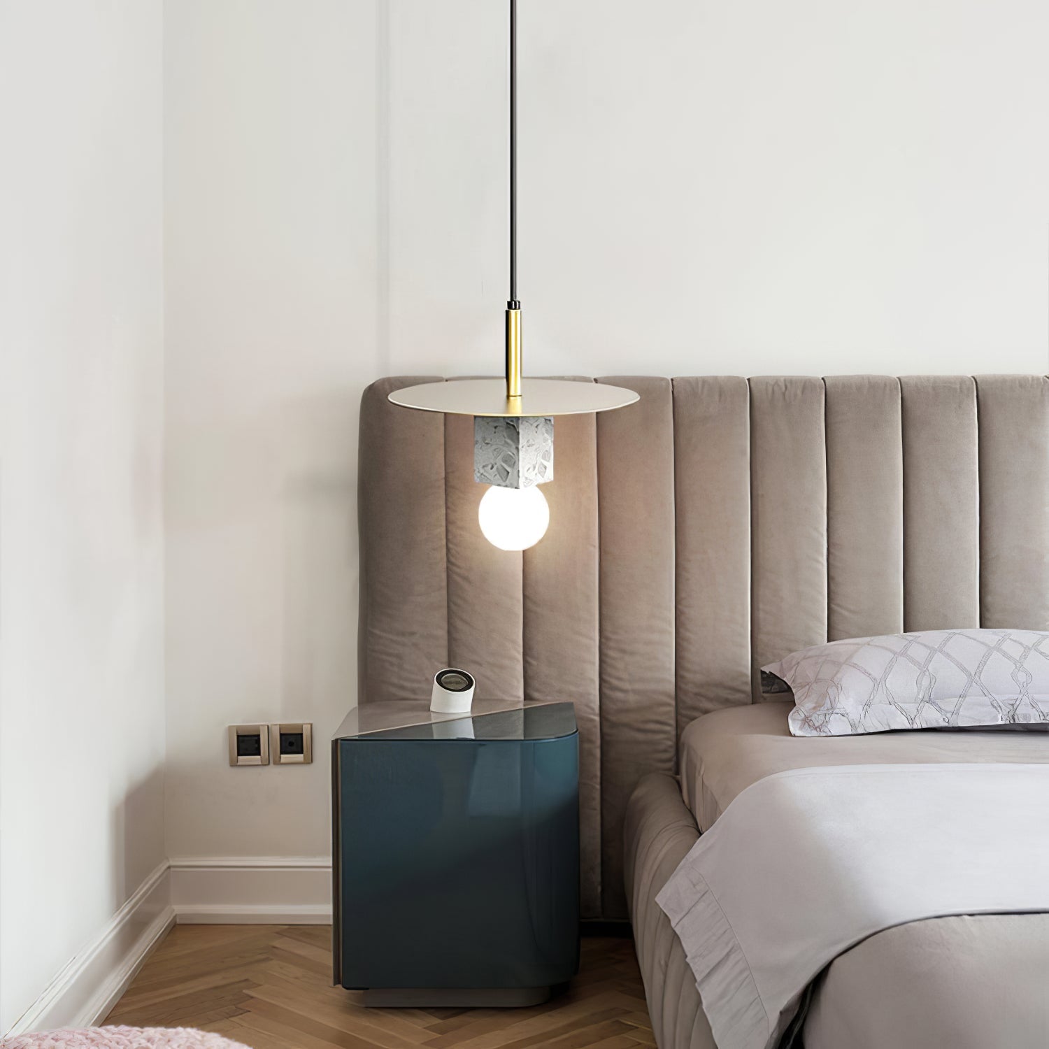 RAVENSCROFT QUARTZ SQUARE CEILING LANTERN
